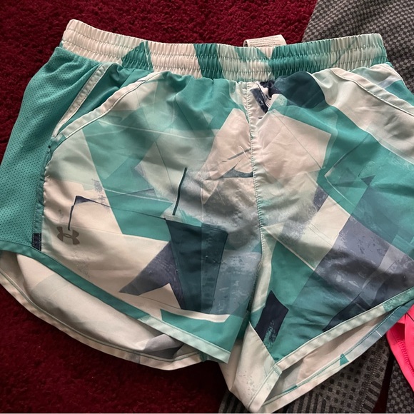 Under armor Bundle - Picture 3 of 5